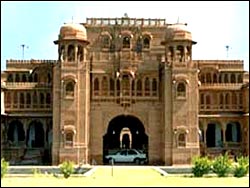 Laxmi Niwas Hotel
