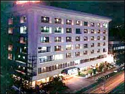 The Avenue Regent Hotel